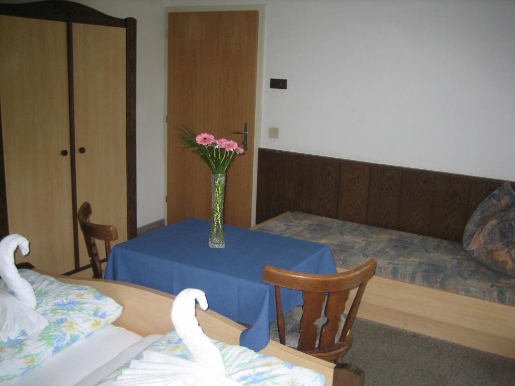 Pension Prantner Innsbruck Rum bild